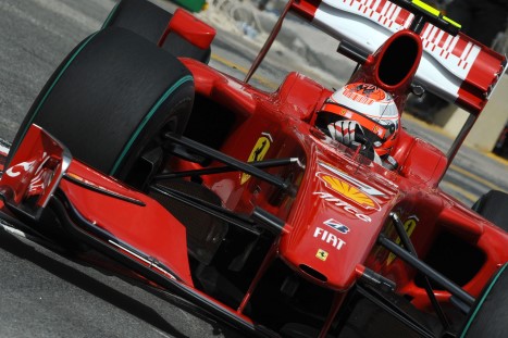 Trods usikkerhed om næste år, har finske Kimi Raikkonen ingen planer om at forlade Ferrari